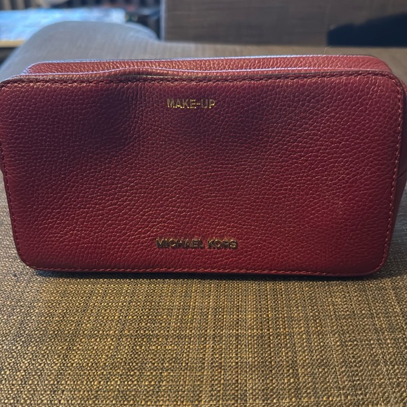 Michael Kors Red Leather Makeup Bag - Picture 1 of 4